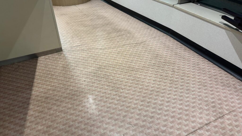 ワックスが黒ずんでいます