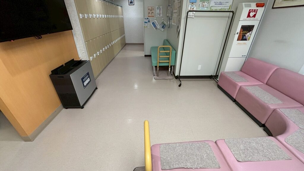 元の色に戻り新築のようです